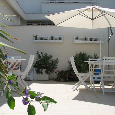 Albergo Punta De L'Est فرانكافيلا أل ماري المظهر الخارجي الصورة