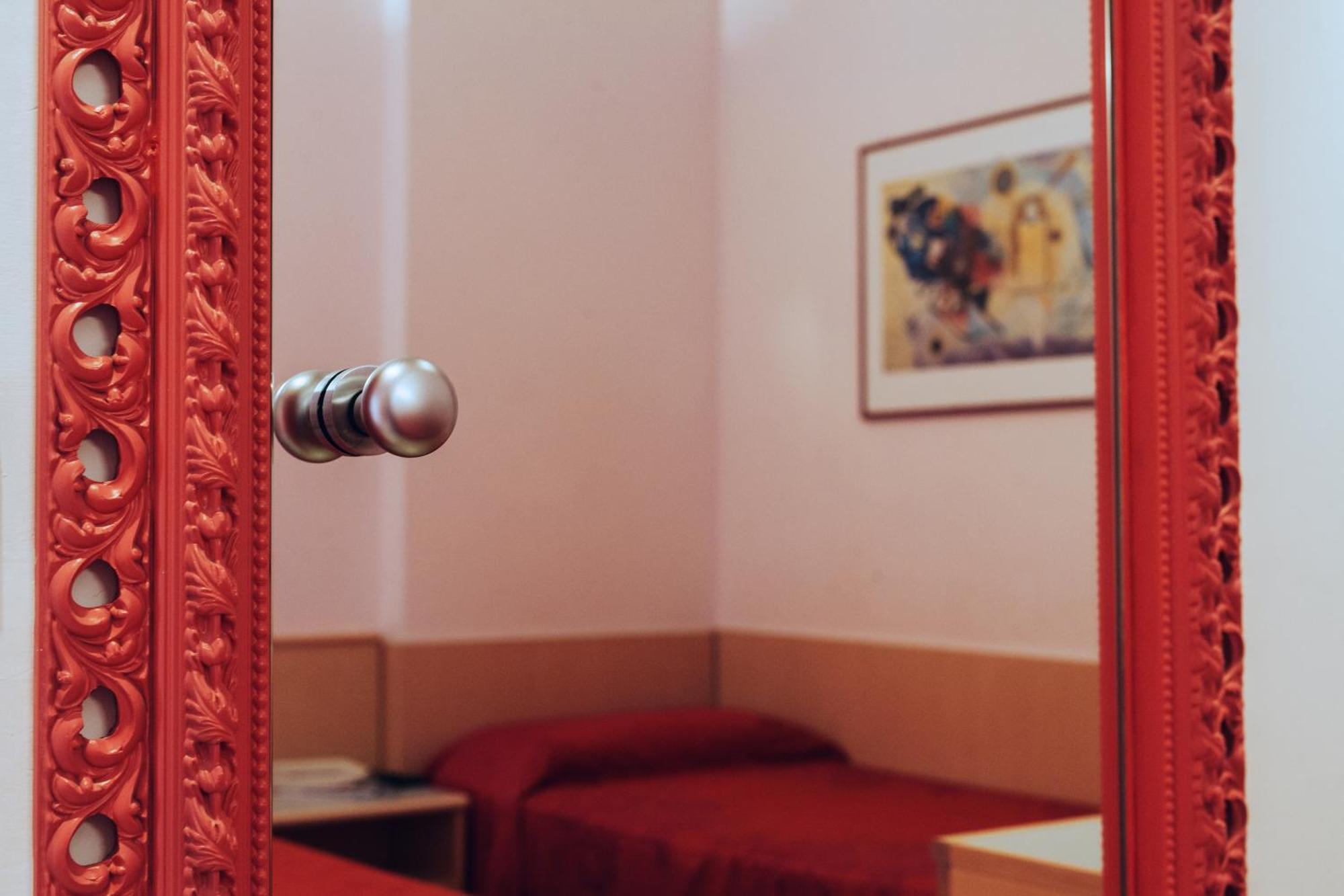 Albergo Punta De L'Est فرانكافيلا أل ماري الغرفة الصورة