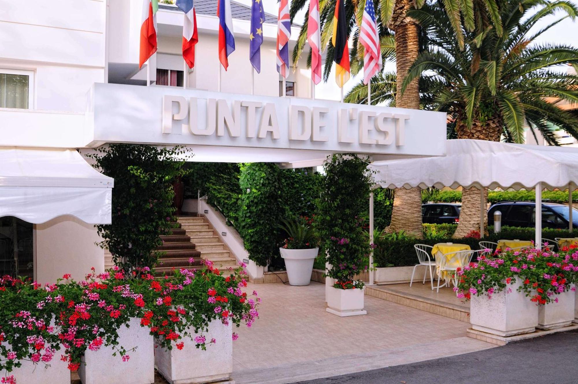 Albergo Punta De L'Est فرانكافيلا أل ماري المظهر الخارجي الصورة