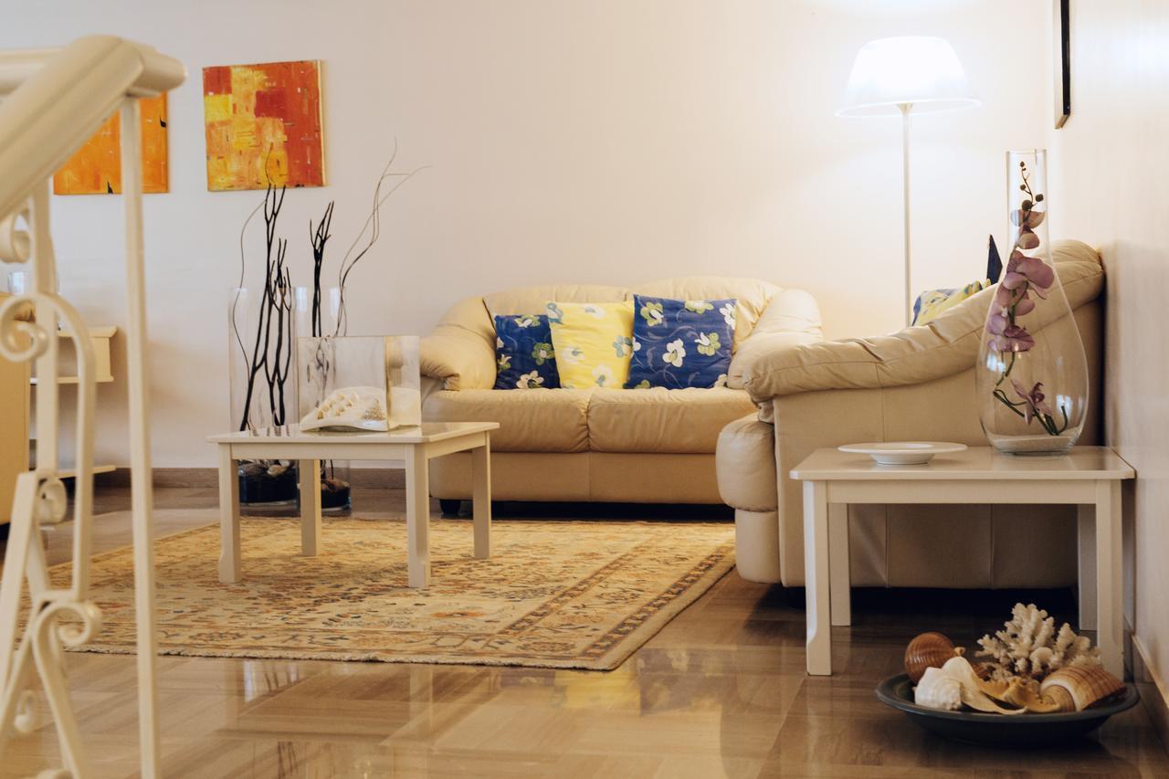 Albergo Punta De L'Est فرانكافيلا أل ماري المظهر الخارجي الصورة